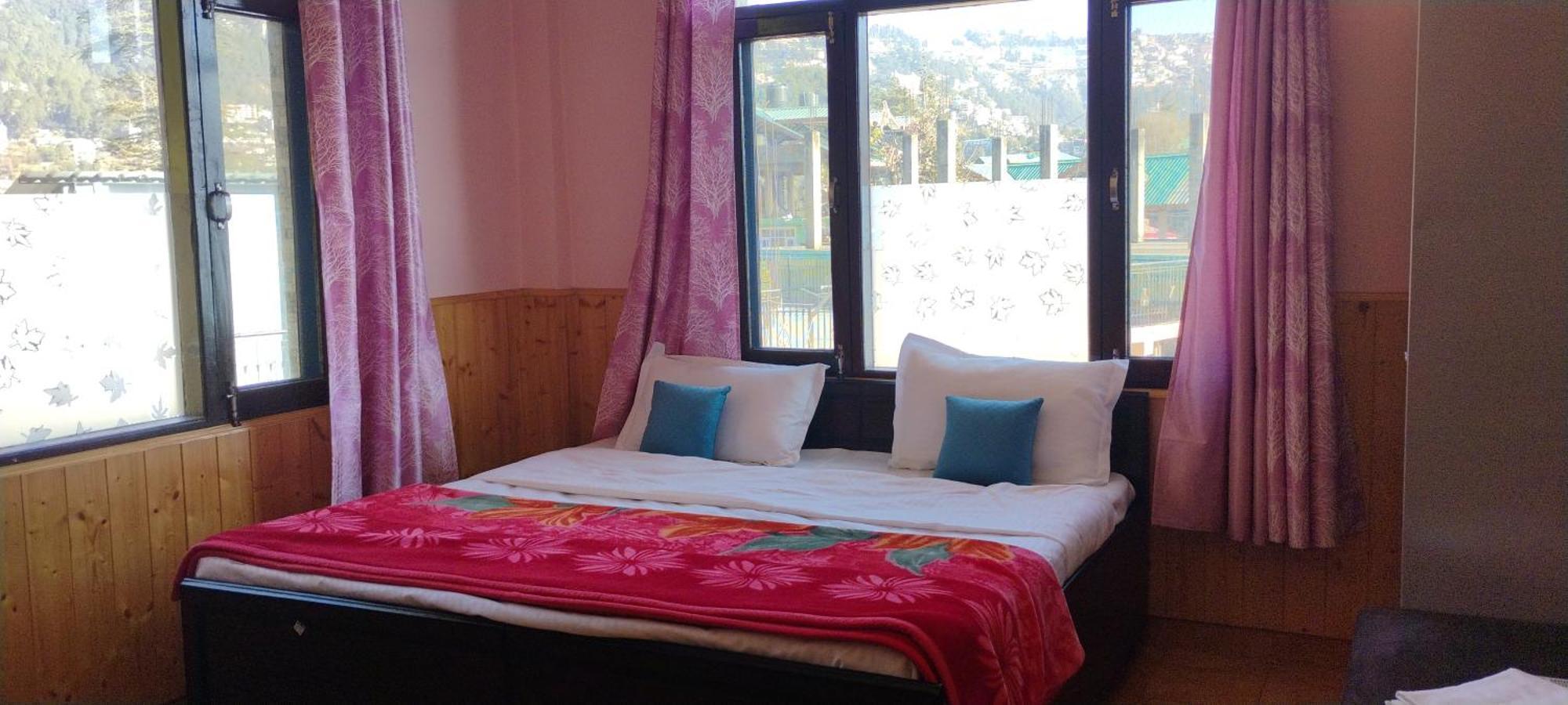 Thakur Homes- Couple And Family Friendly Homestay Šimla Exteriér fotografie